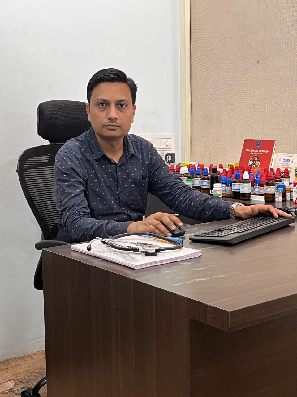 Dr. Jatin Jansari — Consulting Homeopath at Sanjivani Homeopathic Clinic, New Naroda, Ahmedabad
